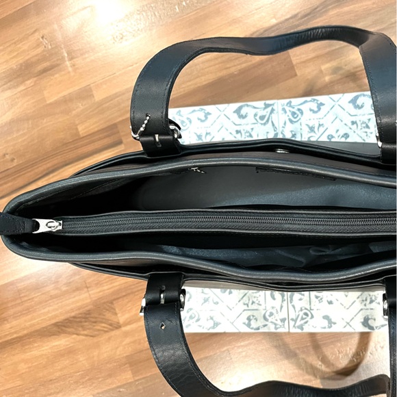 VINTAGE COACH CHELSEA TOTE, BLACK No. 6006 - Picture 12 of 15